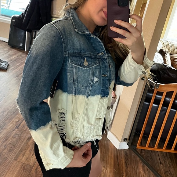 Denim jacket - Picture 2 of 3